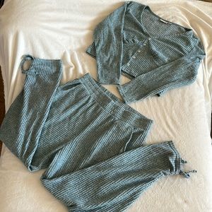 Women’s Kohls  SO Loungewear Top & Bottom NOTE: Top/size XL & Bottom/ size L